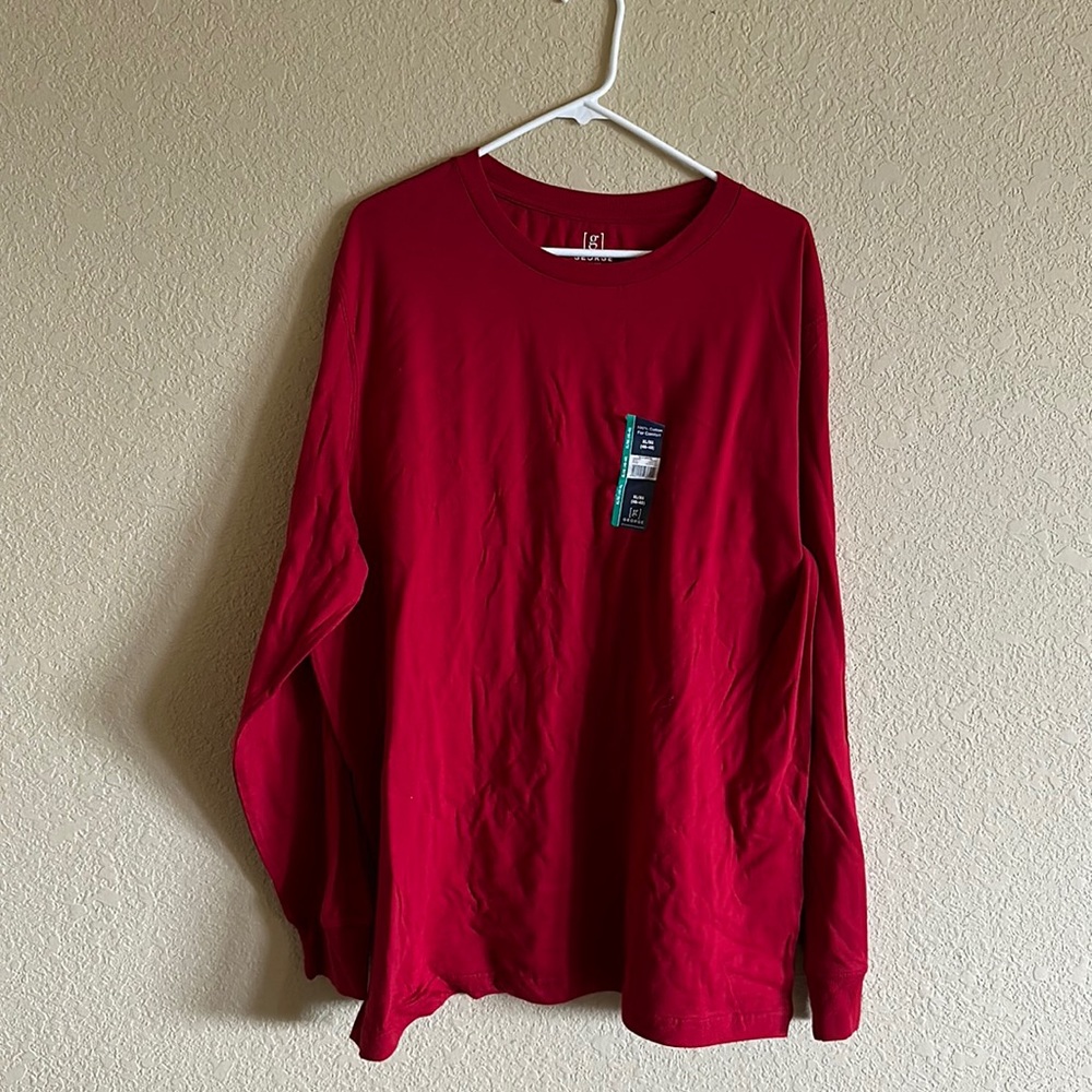 Red Long Sleeve Men’s Size XL NWT